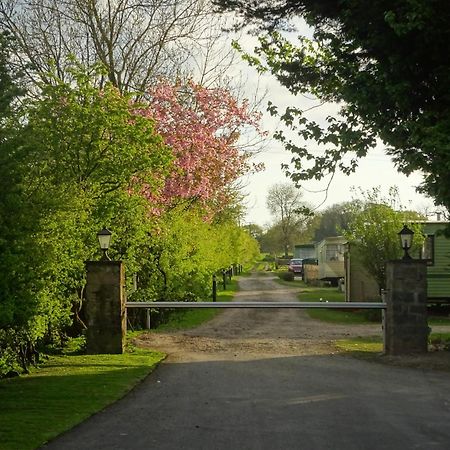 Chequers Inn Harrogate Esterno foto