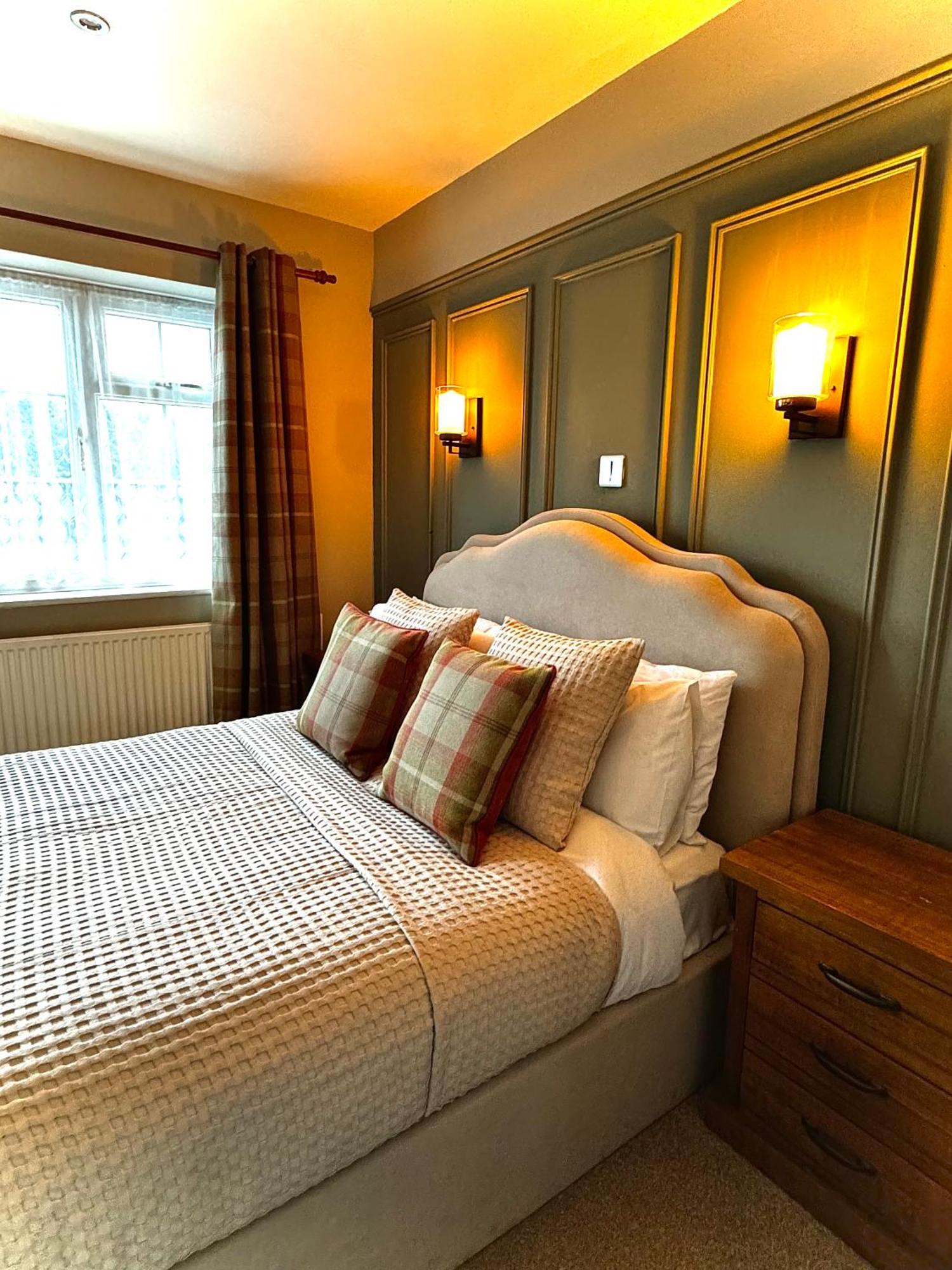 Chequers Inn Harrogate Esterno foto